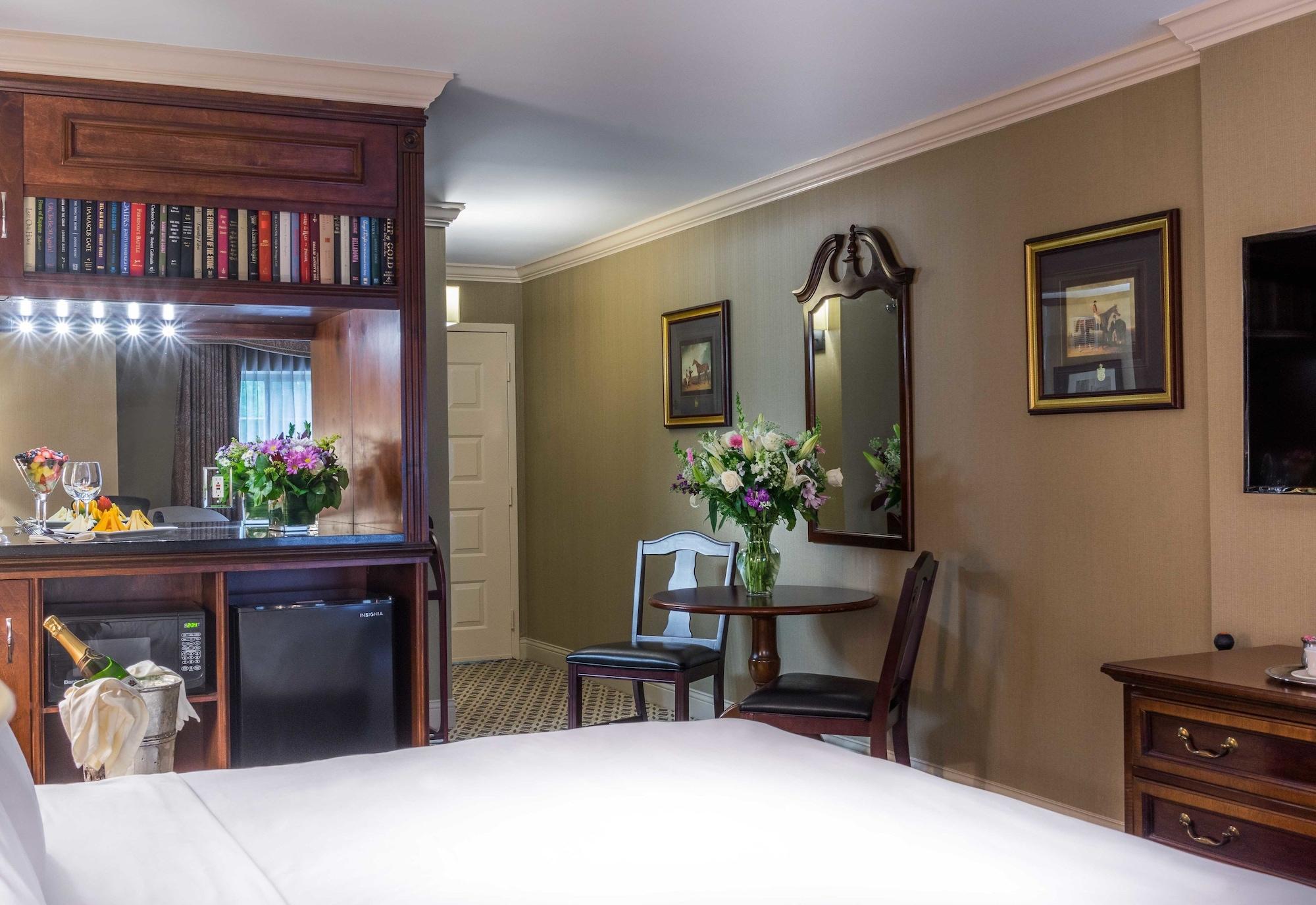 The Madison Hotel Мористаун Екстериор снимка
