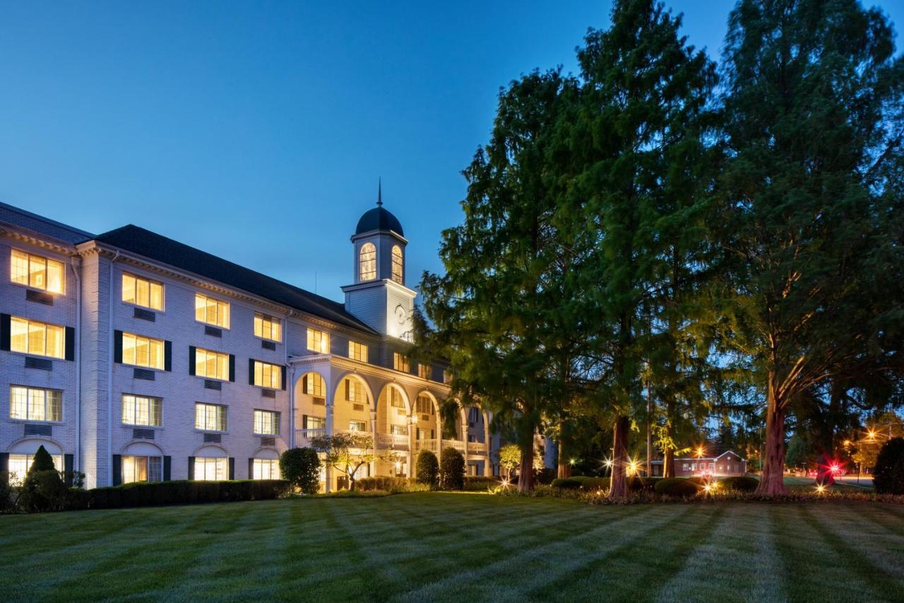 The Madison Hotel Мористаун Екстериор снимка