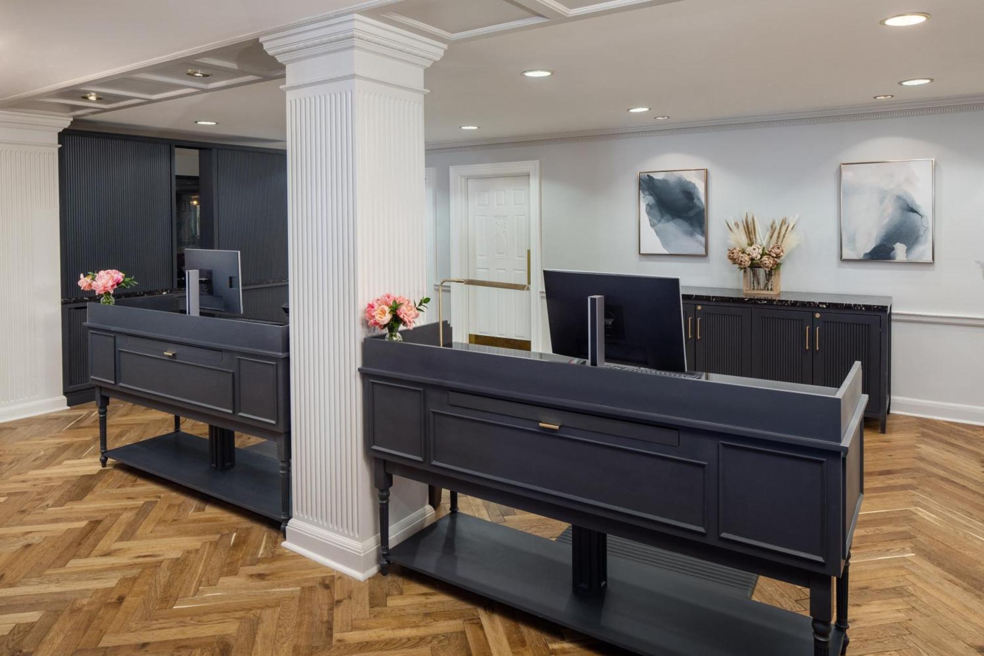 The Madison Hotel Мористаун Екстериор снимка