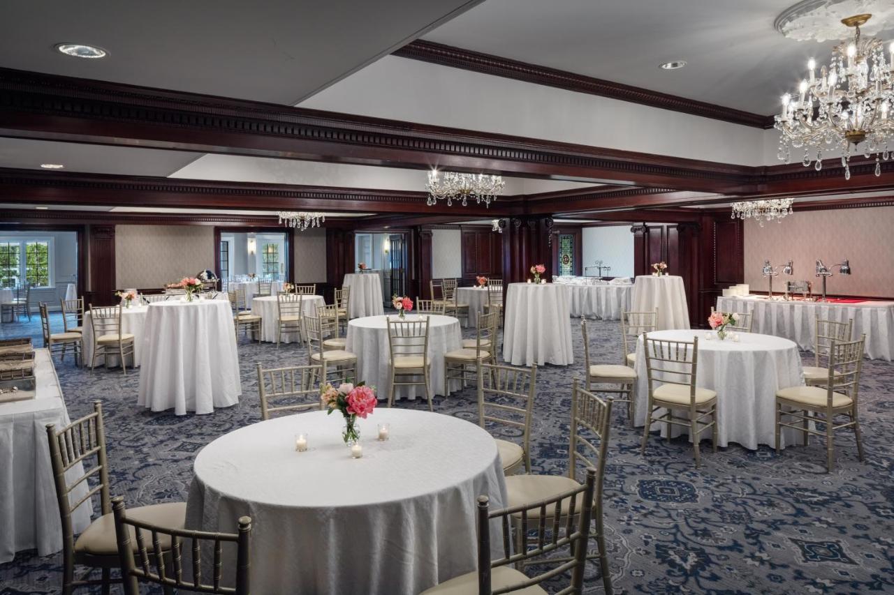 The Madison Hotel Мористаун Екстериор снимка