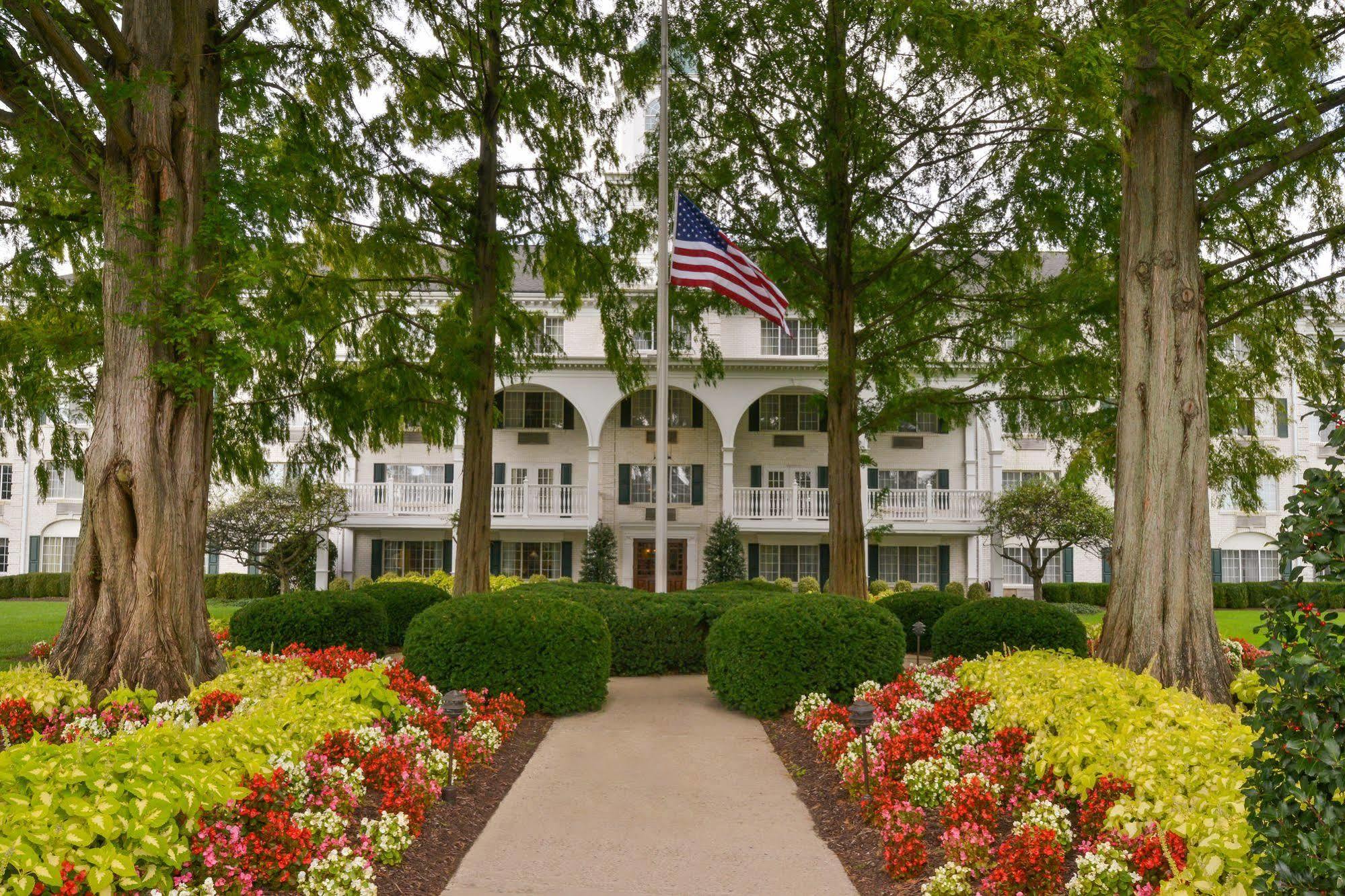The Madison Hotel Мористаун Екстериор снимка